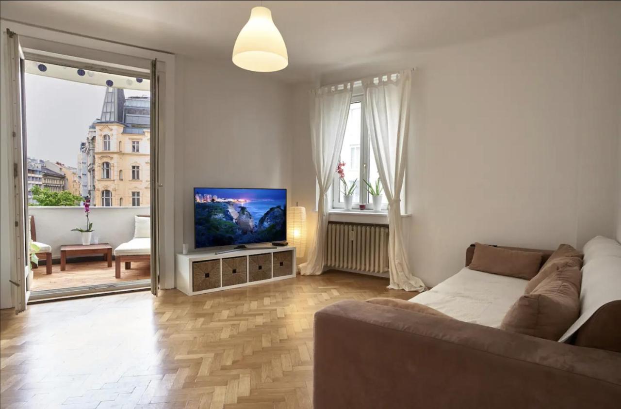 Balcony Oasis Operastreet Apartment Wien Ngoại thất bức ảnh